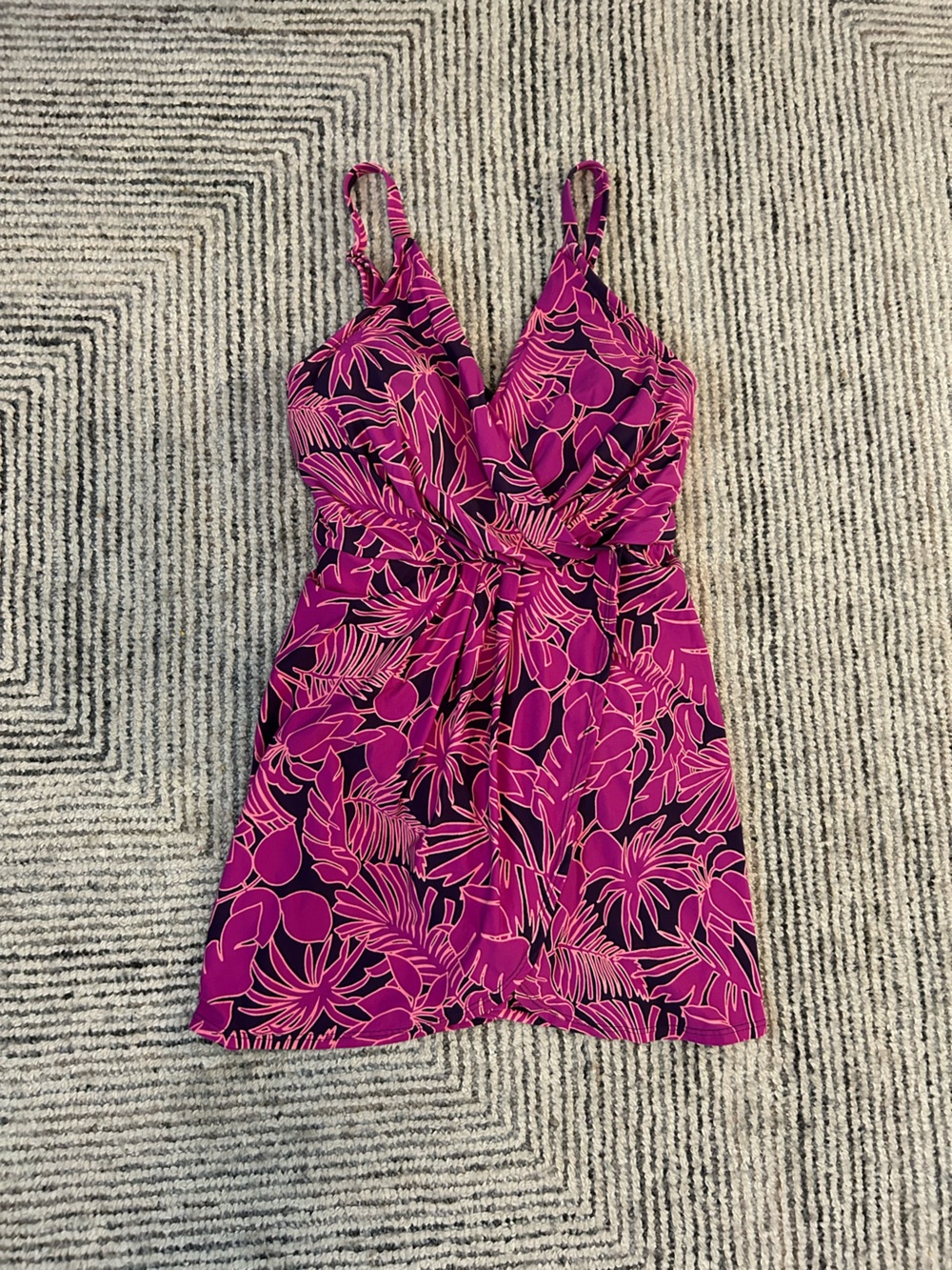 Lands End Purple Chlorine Resistant Tulip Wrap Swim Dress One Piece Sz Small
